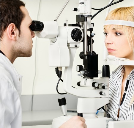 Woman taking eye exam at Bristol Family Eyecare